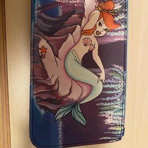 Loungefly Wristlet: Mermaid Lagoon